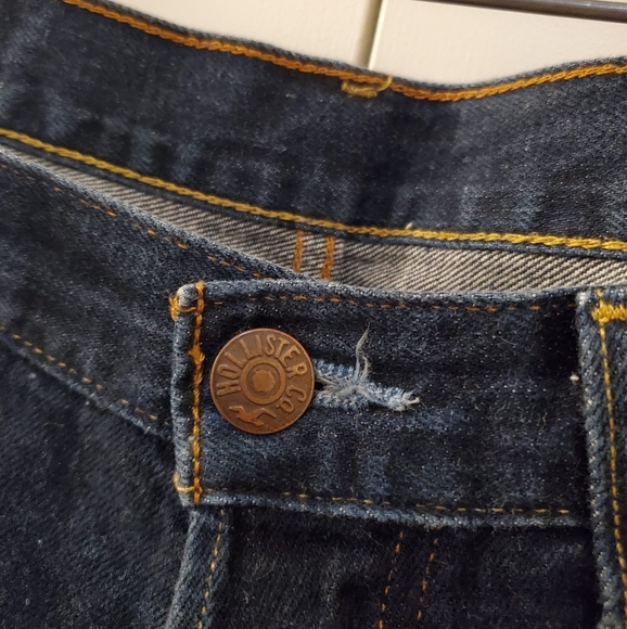 Hollister Slim Straight Men's 32 x 32 Blue Jeans. - Picture 2 of 8